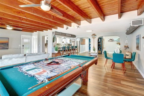 Купить виллу или дом в Хайалиа, Флорида 3 спальни, 243.03м2, № 1740096 - фото 18