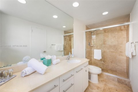 Condominio en alquiler en Hollywood, Florida, 2 dormitorios, 125.05 m2 № 2054163 - foto 11