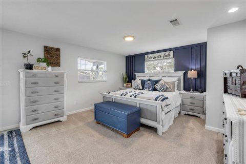 House in Edgewater, Florida 4 bedrooms, 280.01 sq.m. № 1910888 - photo 26