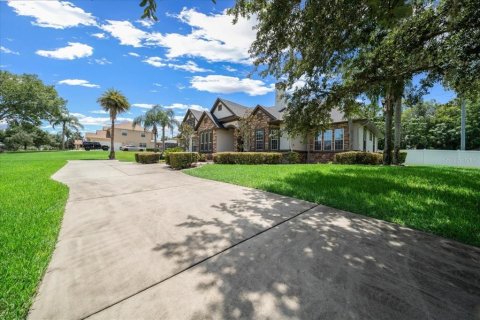 Casa en venta en Ocala, Florida, 4 dormitorios, 311.41 m2 № 1847870 - foto 8