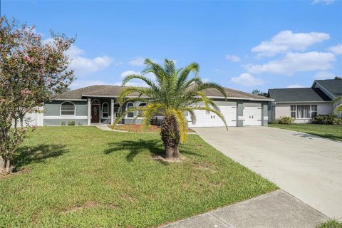 Villa ou maison à vendre à Lutz, Floride: 4 chambres, 161.84 m2 № 1899051 - photo 2