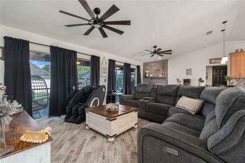 Villa ou maison à vendre à Lutz, Floride: 4 chambres, 161.84 m2 № 1899051 - photo 6