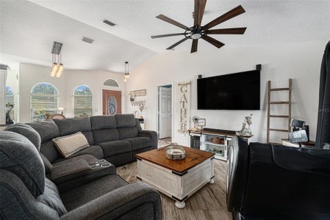Villa ou maison à vendre à Lutz, Floride: 4 chambres, 161.84 m2 № 1899051 - photo 8
