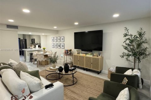 Touwnhouse à Miami, Floride 2 chambres, 90.12 m2 № 1997247