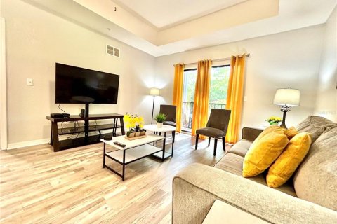 Condo in Kissimmee, Florida, 3 bedrooms № 2097789 - photo 18
