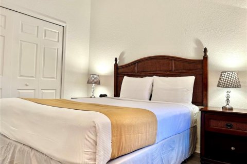 Condo in Kissimmee, Florida, 3 bedrooms № 2097789 - photo 6
