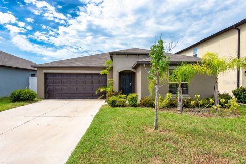 House in Riverview, Florida 4 bedrooms, 179.77 sq.m. № 1886145 - photo 1