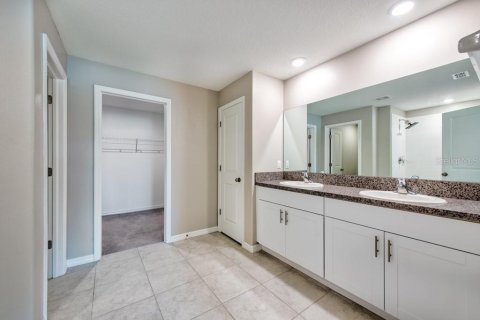 House in Riverview, Florida 4 bedrooms, 179.77 sq.m. № 1886145 - photo 11