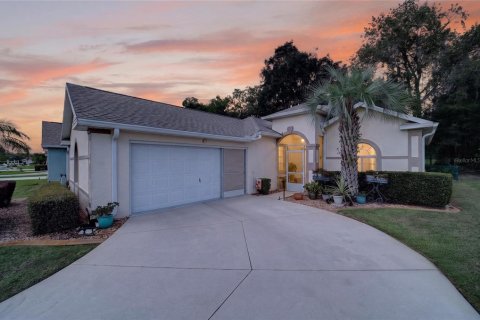 Casa en Ocala, Florida 3 dormitorios, 142.42 m2 № 2366610