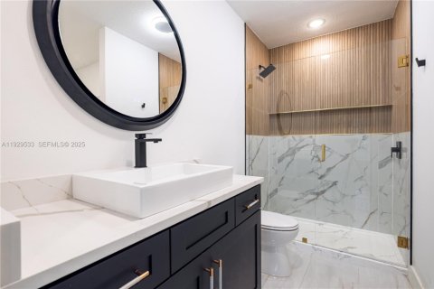 House in Palm Bay, Florida 3 bedrooms, 116.13 sq.m. № 1988764 - photo 22