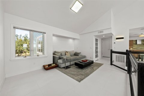 Condo in Bradenton, Florida, 3 bedrooms № 2396263 - photo 18
