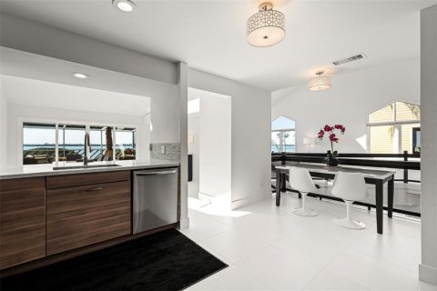 Condo in Bradenton, Florida, 3 bedrooms № 2396263 - photo 23