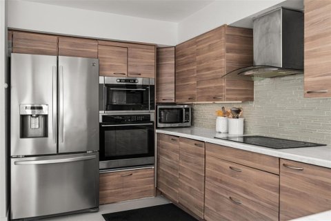 Condo in Bradenton, Florida, 3 bedrooms № 2396263 - photo 22