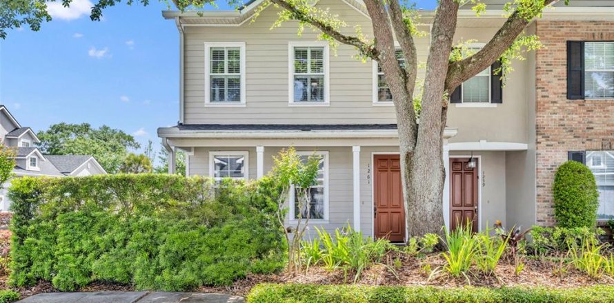 Adosado en Winter Park, Florida 3 dormitorios, 154.22 m2 № 2093905