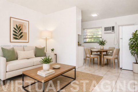 Villa ou maison à Hollywood, Floride 1 chambre, 60.39 m2 № 2070012