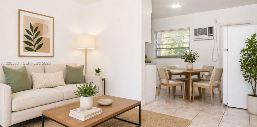 Villa ou maison à Hollywood, Floride 1 chambre, 60.39 m2 № 2070012