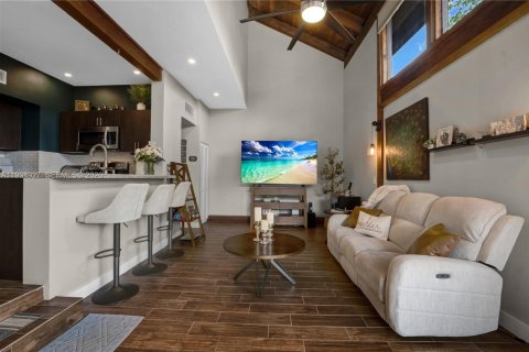 Adosado en venta en Pembroke Pines, Florida, 2 dormitorios, 118.64 m2 № 2058274 - foto 28