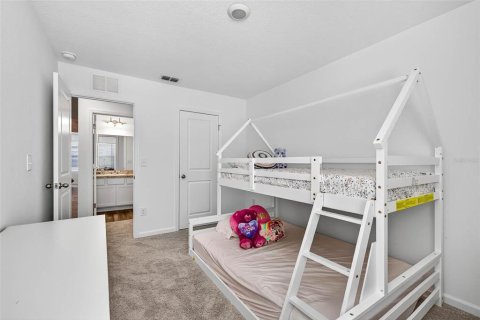 Снять в аренду таунхаус в Зеферхиллс-Норт, Флорида 3 спальни, 128.76м2, № 1918364 - фото 22