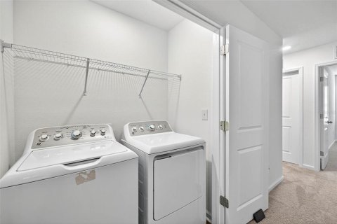 Снять в аренду таунхаус в Зеферхиллс-Норт, Флорида 3 спальни, 128.76м2, № 1918364 - фото 30