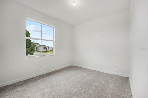 Villa ou maison à louer à Palm Bay, Floride: 4 chambres, 179.95 m2 № 2388244 - photo 12