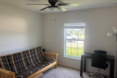 House in Port St. Lucie, Florida 3 bedrooms, 155.8 sq.m. № 2086719 - photo 8