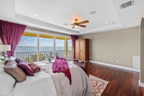 Casa en venta en Hernando Beach, Florida, 4 dormitorios, 447.42 m2 № 2314935 - foto 18