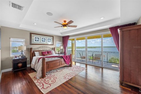 Casa en venta en Hernando Beach, Florida, 4 dormitorios, 447.42 m2 № 2314935 - foto 17