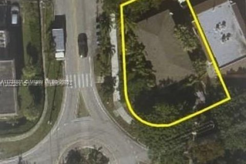 Villa ou maison à louer à Miami, Floride: 1 chambre, 62.24 m2 № 1936907 - photo 15