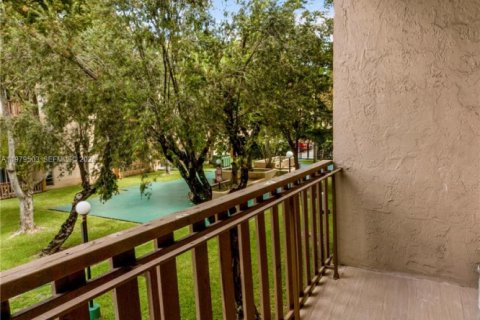 Copropriété à louer à Miami, Floride: 2 chambres, 72.65 m2 № 2046122 - photo 15