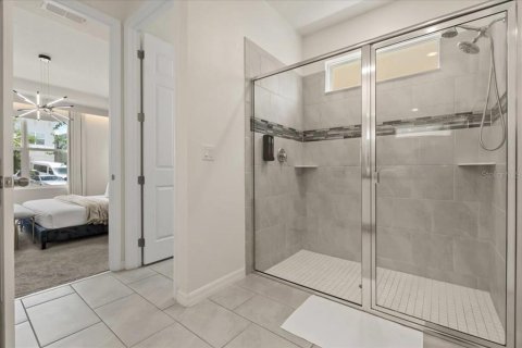 House in Kissimmee, Florida 9 bedrooms, 405.33 sq.m. № 2228272 - photo 25