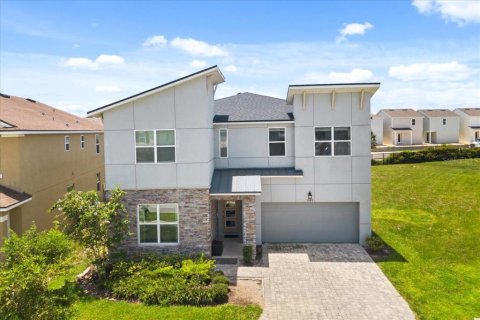 House in Kissimmee, Florida 9 bedrooms, 405.33 sq.m. № 2228272