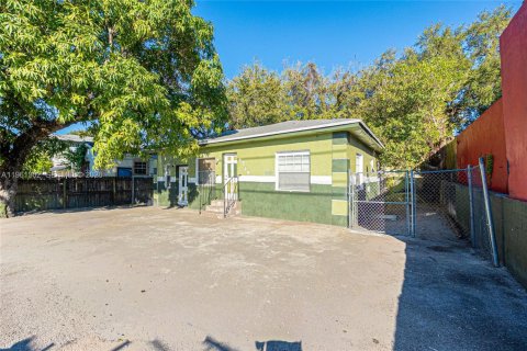 Commercial property in Miami, Florida 115.11 sq.m. № 2022149 - photo 3