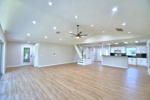 House in Land O' Lakes, Florida 3 bedrooms, 164.44 sq.m. № 1827875 - photo 20