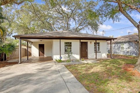 Villa ou maison à Tampa, Floride 3 chambres, 99.96 m2 № 2211066
