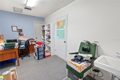 Commercial property in Lake Wales, Florida 307.51 sq.m. № 2197211 - photo 20