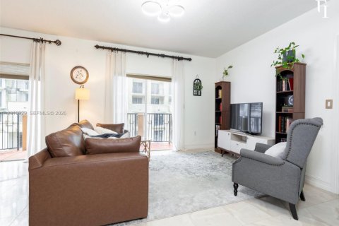 Condo in Coral Gables, Florida, 2 bedrooms  № 2076622 - photo 11