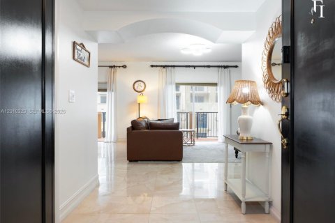 Condominio en Coral Gables, Florida, 2 dormitorios  № 2076622