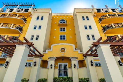 Condo in Coral Gables, Florida, 2 bedrooms  № 2076622 - photo 27