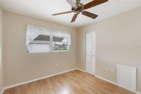 House in Bradenton, Florida 2 bedrooms, 80.36 sq.m. № 2202951 - photo 21