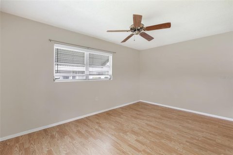 House in Bradenton, Florida 2 bedrooms, 80.36 sq.m. № 2202951 - photo 17