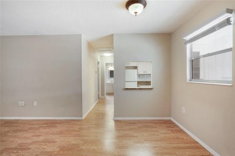 House in Bradenton, Florida 2 bedrooms, 80.36 sq.m. № 2202951 - photo 10