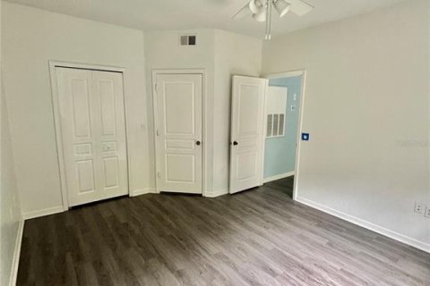 Condominio en alquiler en Tampa, Florida, 2 dormitorios, 95.88 m2 № 1823013 - foto 10