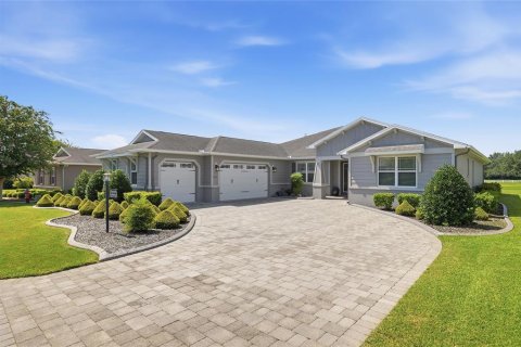 Casa en venta en Ocala, Florida, 3 dormitorios, 261.24 m2 № 2299851 - foto 2