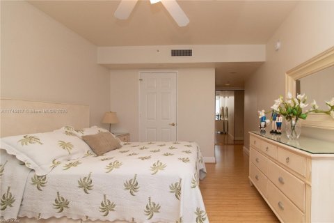 Condo in Sunny Isles Beach, Florida, 3 bedrooms  № 1864783 - photo 25