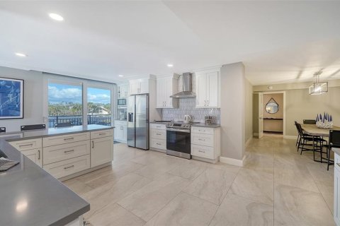 Condominio en alquiler en Sarasota, Florida, 2 dormitorios, 133.31 m2 № 1521950 - foto 6