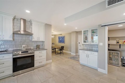 Condominio en alquiler en Sarasota, Florida, 2 dormitorios, 133.31 m2 № 1521950 - foto 14
