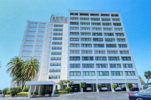 Condominio en alquiler en Sarasota, Florida, 2 dormitorios, 133.31 m2 № 1521950 - foto 1