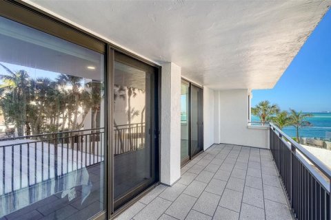 Condominio en alquiler en Sarasota, Florida, 2 dormitorios, 133.31 m2 № 1521950 - foto 17