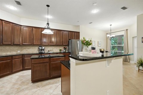 House in Palm Coast, Florida 3 bedrooms, 330.92 sq.m. № 1870933 - photo 9