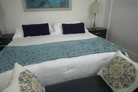 Купить кондоминиум в Холливуд, Флорида 1 спальня, 81.2м2, № 1979818 - фото 27